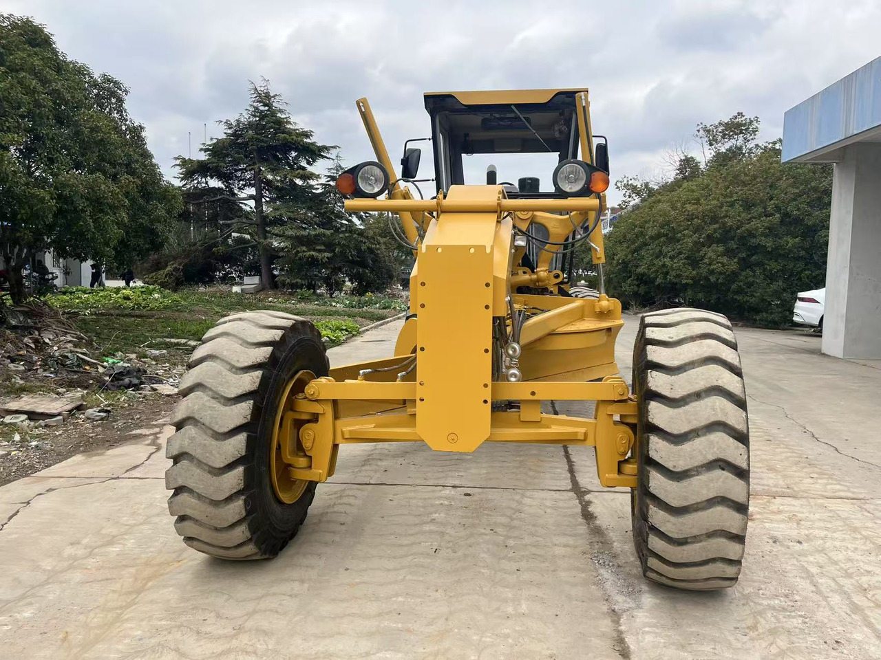 Caterpillar 140K Motor Grader Good Price Used Condition - Niveleuse: photos 5 Caterpillar 140K Motor Grader Good Price Used Condition - Niveleuse: photos 5