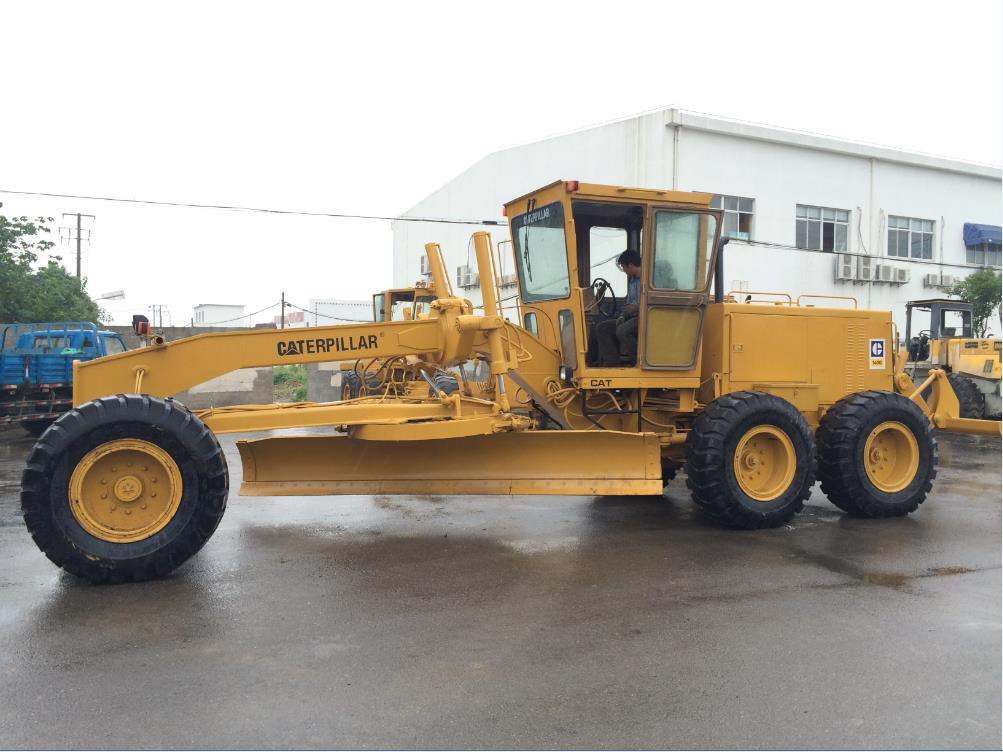 Caterpillar Secondhand Motor Grader Cheap CAT 140G - Niveleuse: photos 3 Caterpillar Secondhand Motor Grader Cheap CAT 140G - Niveleuse: photos 3