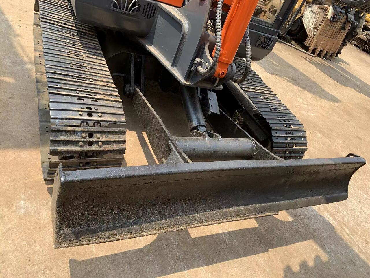 Doosan mini excavator 6 ton small digger Doosan DH60, DX60 - Mini pelle: photos 3 Doosan mini excavator 6 ton small digger Doosan DH60, DX60 - Mini pelle: photos 3
