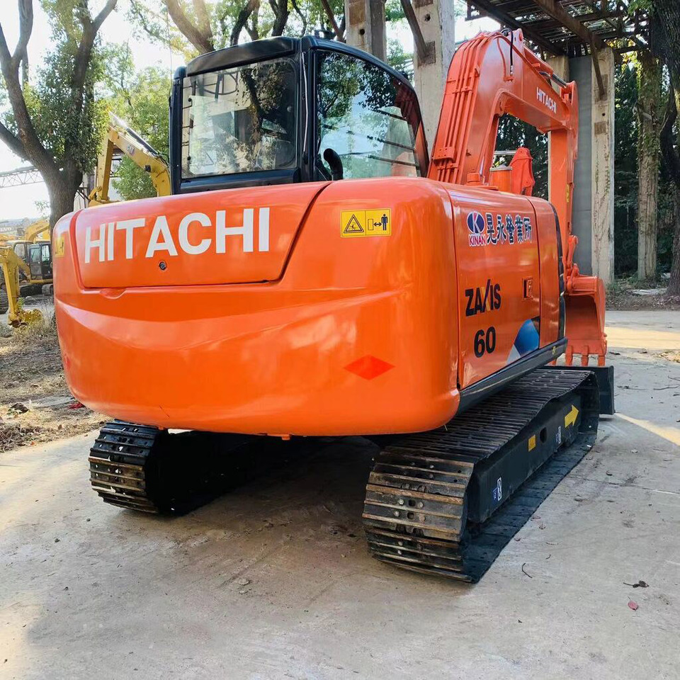 Hitachi 6 ton Mini Excavator ZX60 Excellent Condition - Pelle sur chenille: photos 5 Hitachi 6 ton Mini Excavator ZX60 Excellent Condition - Pelle sur chenille: photos 5