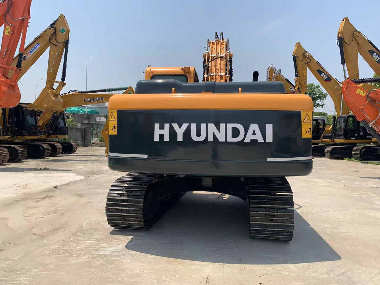 Hyundai 22 ton Excavator 220LC-9S Good Condition Construction Machine - Pelle sur chenille: photos 5 Hyundai 22 ton Excavator 220LC-9S Good Condition Construction Machine - Pelle sur chenille: photos 5
