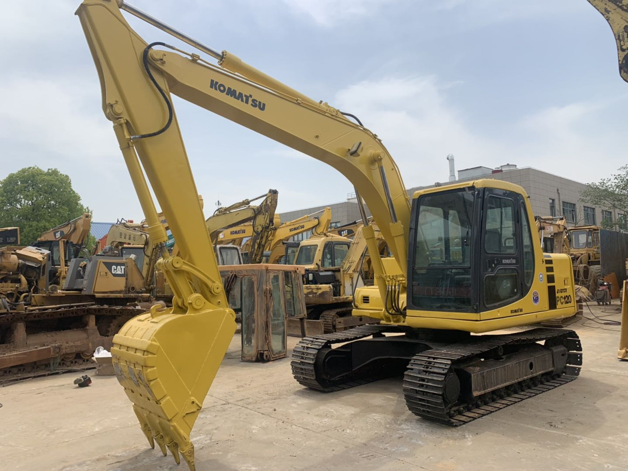 Komatsu PC120 Secondhand Excavator Good Price on Sale - Pelle sur chenille: photos 3 Komatsu PC120 Secondhand Excavator Good Price on Sale - Pelle sur chenille: photos 3