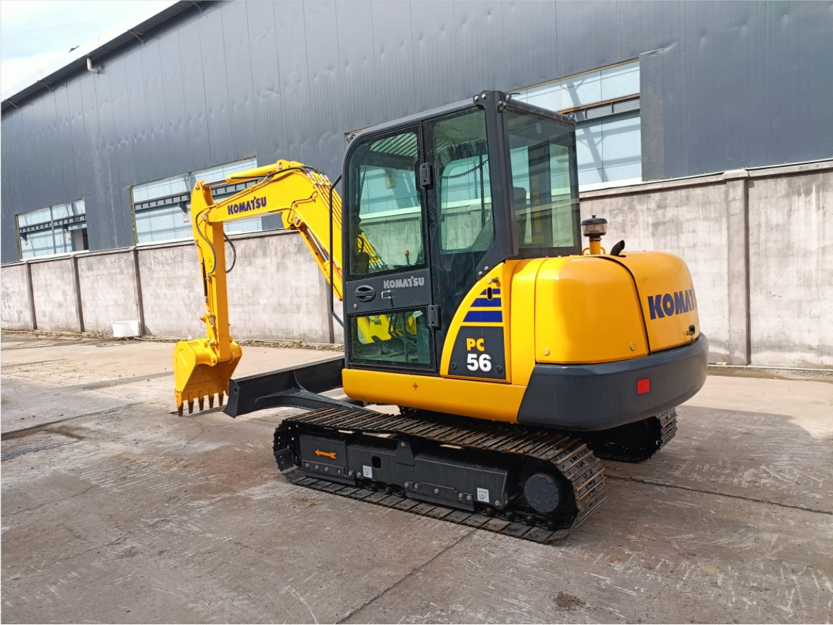Komatsu PC56 Secondhand Condition Small Excavator - Pelle sur chenille: photos 2 Komatsu PC56 Secondhand Condition Small Excavator - Pelle sur chenille: photos 2