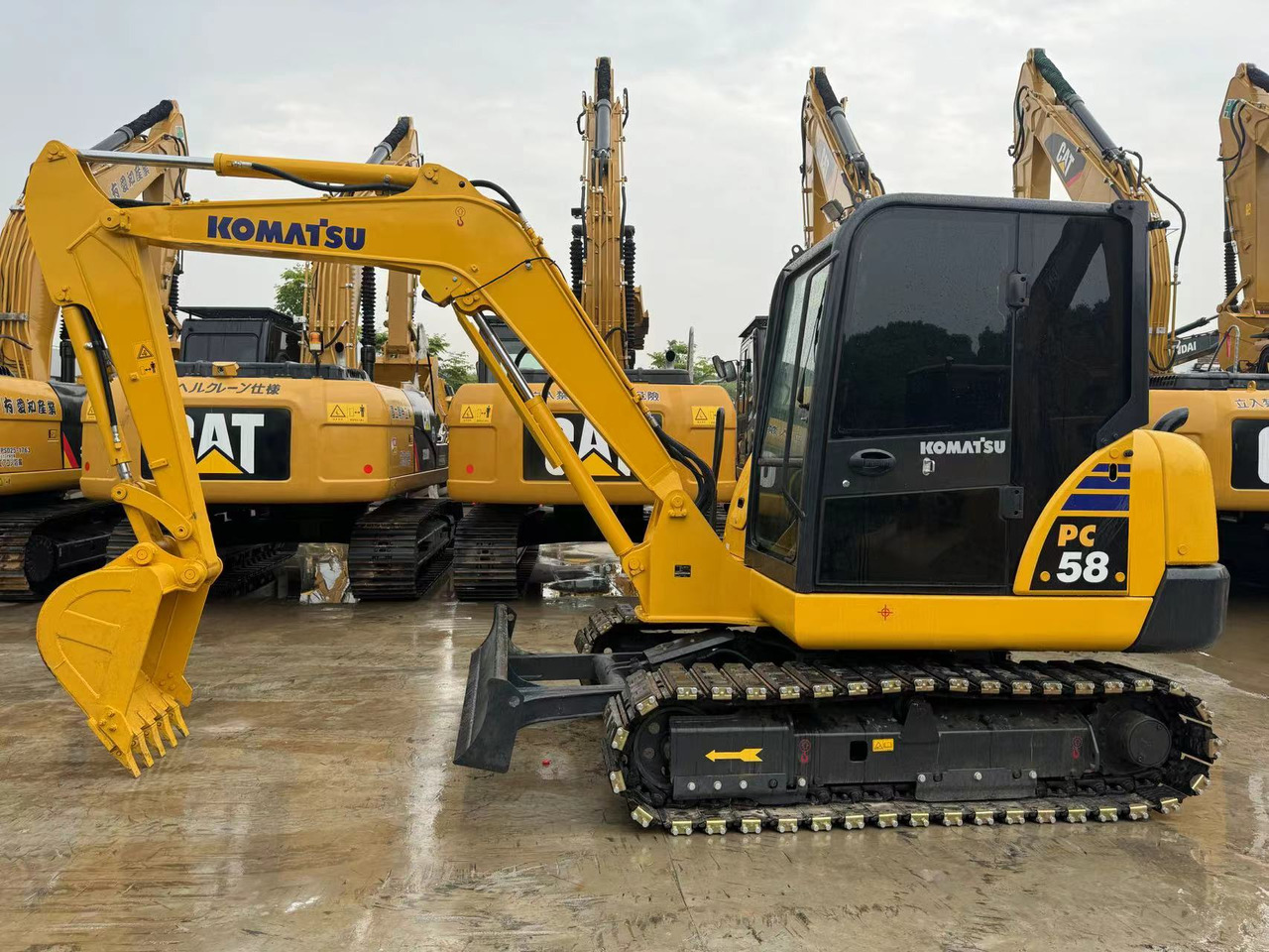 Komatsu PC58, PC56, PC55 Small Excavator With Rubber Tracks - Pelle sur chenille: photos 4 Komatsu PC58, PC56, PC55 Small Excavator With Rubber Tracks - Pelle sur chenille: photos 4