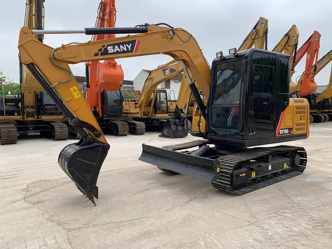 Sany Excavator SY75, SY60, SY55 Good Price Small Digger - Pelle sur chenille: photos 5 Sany Excavator SY75, SY60, SY55 Good Price Small Digger - Pelle sur chenille: photos 5