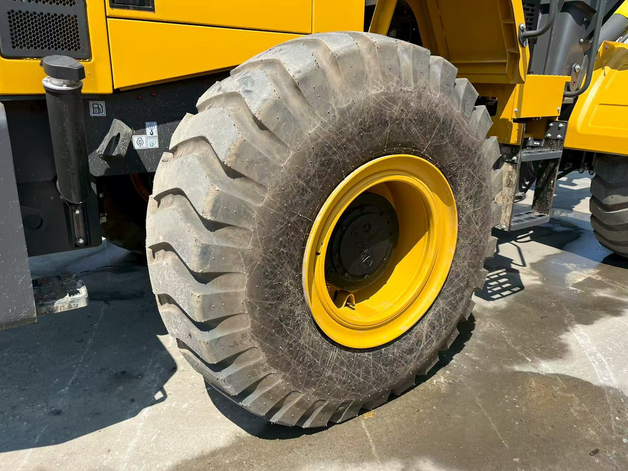 XCMG ZL50GN Payloader Brand New Condition - Chargeuse sur pneus: photos 4 XCMG ZL50GN Payloader Brand New Condition - Chargeuse sur pneus: photos 4