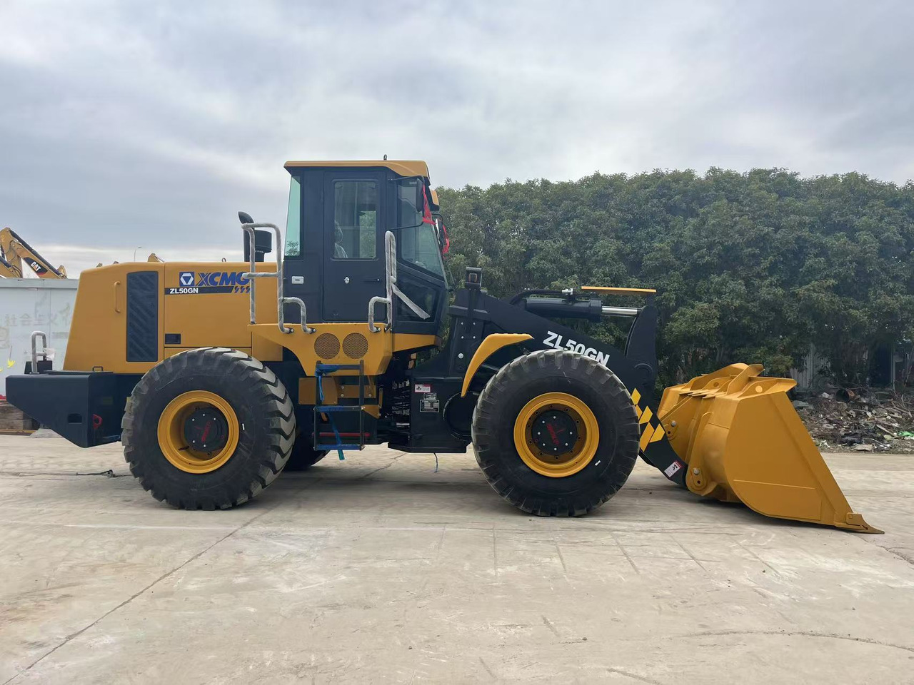 XCMG ZL50GN Secondhand Front End Loader - Chargeuse sur pneus: photos 1 XCMG ZL50GN Secondhand Front End Loader - Chargeuse sur pneus: photos 1