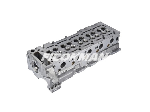 IVECO FPT F4HFE613Y F4HFE613E*B005, F4HFE613F*A001 Cylinder Head 2831279 4899587 4893051 - Culasse: photos 2 IVECO FPT F4HFE613Y F4HFE613E*B005, F4HFE613F*A001 Cylinder Head 2831279 4899587 4893051 - Culasse: photos 2