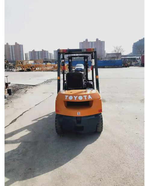 2019 Toyota 7FD30 - Chariot élévateur: photos 4 2019 Toyota 7FD30 - Chariot élévateur: photos 4