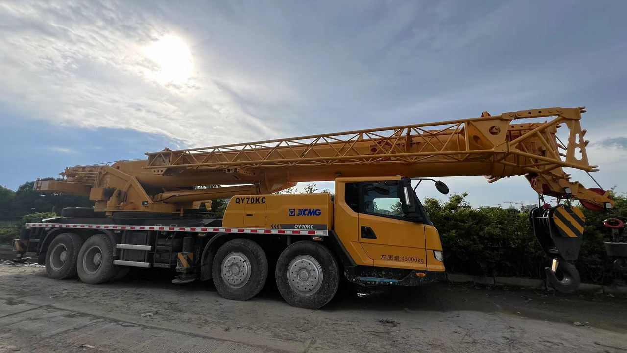 XCMG QY70KC - Grue mobile: photos 1 XCMG QY70KC - Grue mobile: photos 1