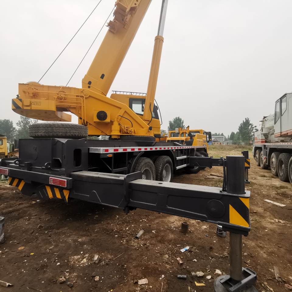 XCMG QY70KC - Grue mobile: photos 5 XCMG QY70KC - Grue mobile: photos 5