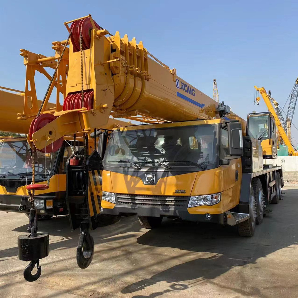 XCMG QY70KC - Grue mobile: photos 1 XCMG QY70KC - Grue mobile: photos 1