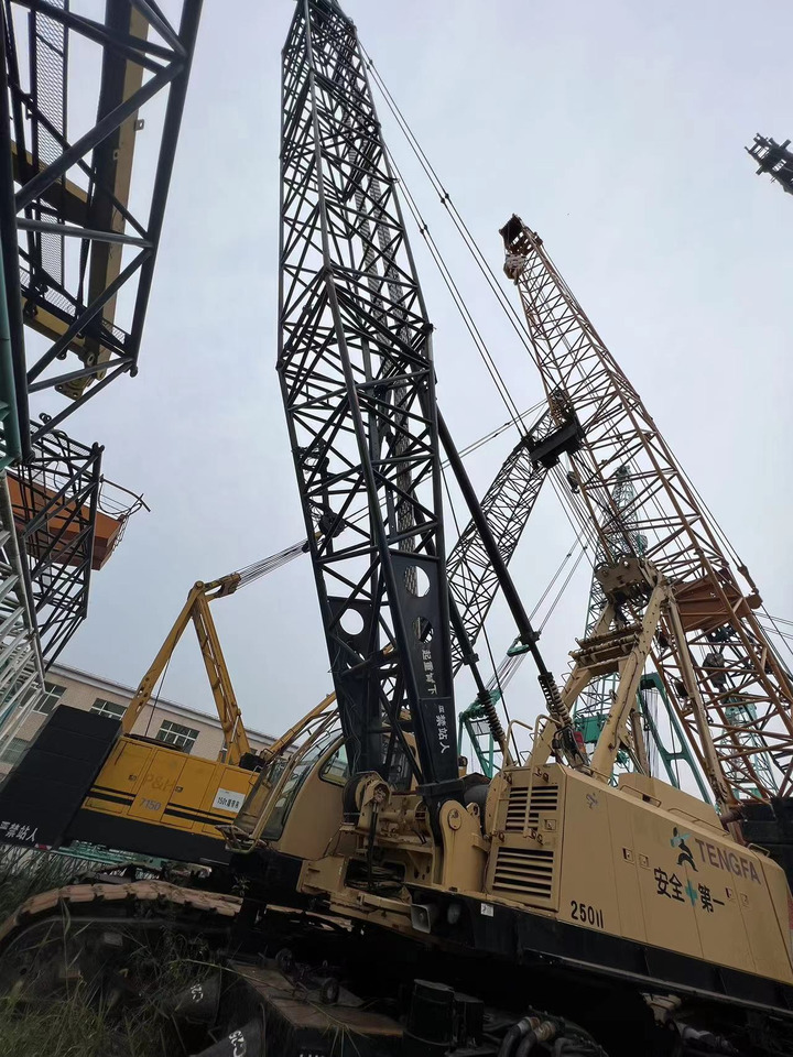 Hitachi-sumitomo SCX2500 - Grue sur chenilles: photos 4 Hitachi-sumitomo SCX2500 - Grue sur chenilles: photos 4