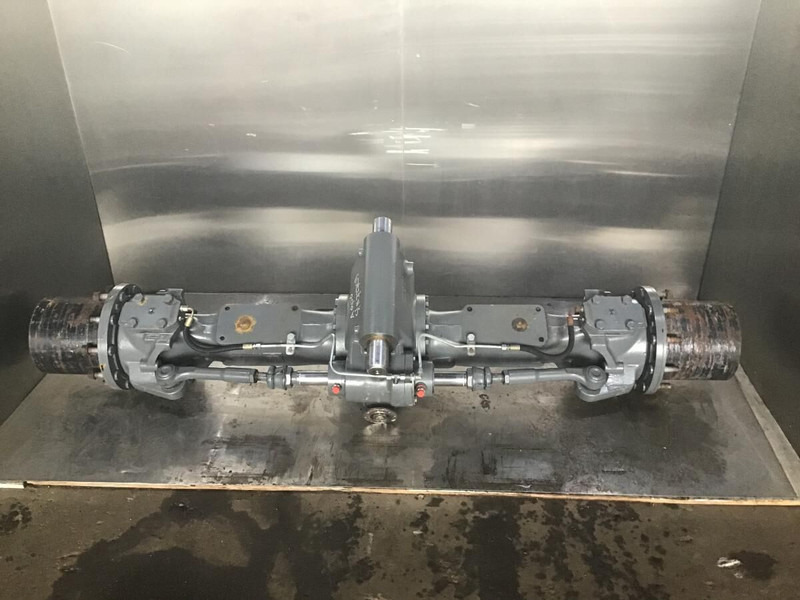 Liebherr A904C Li / A920 / A922 RAIL / A924 RAIL / LH24 M / A900C - Essieu avant: photos 1 Liebherr A904C Li / A920 / A922 RAIL / A924 RAIL / LH24 M / A900C - Essieu avant: photos 1