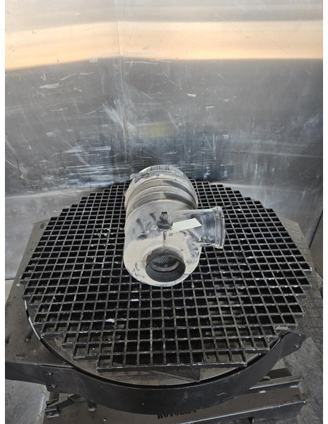 Liebherr Air Filter - Filtre à air: photos 2 Liebherr Air Filter - Filtre à air: photos 2