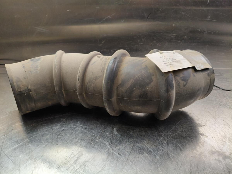 Liebherr Air Hose - Système de refroidissement: photos 1 Liebherr Air Hose - Système de refroidissement: photos 1