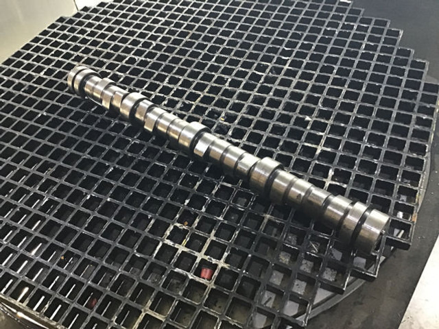 Liebherr Camshaft D9308/D9408 - Arbre à cames: photos 2 Liebherr Camshaft D9308/D9408 - Arbre à cames: photos 2