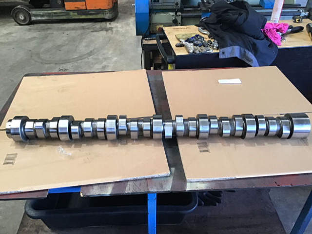 Liebherr Camshaft Rebuild - Arbre à cames: photos 1 Liebherr Camshaft Rebuild - Arbre à cames: photos 1