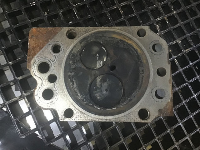 Bloc-cylindres Liebherr Cylinderhead: photos 10
