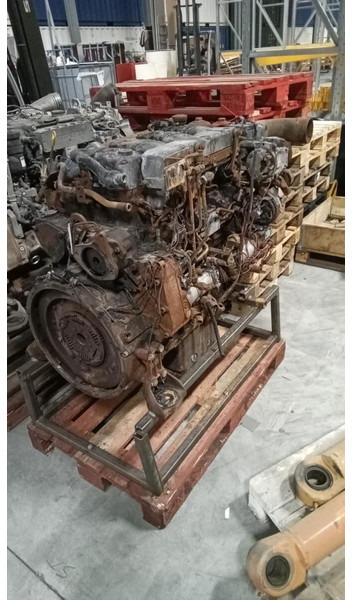 Liebherr D934L - Moteur: photos 1 Liebherr D934L - Moteur: photos 1