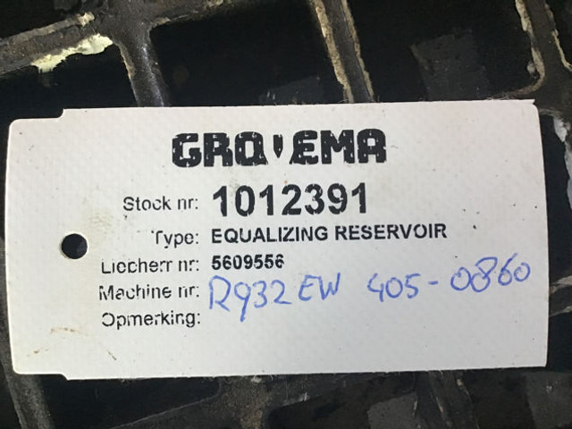 Liebherr Equalizing Reservoir - Vase d'expansion: photos 3 Liebherr Equalizing Reservoir - Vase d'expansion: photos 3