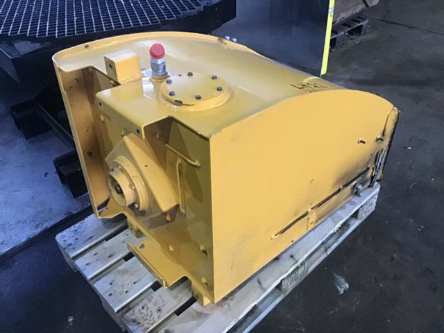 Réservoir de carburant Liebherr Fuel Tank: photos 20 Réservoir de carburant Liebherr Fuel Tank: photos 20