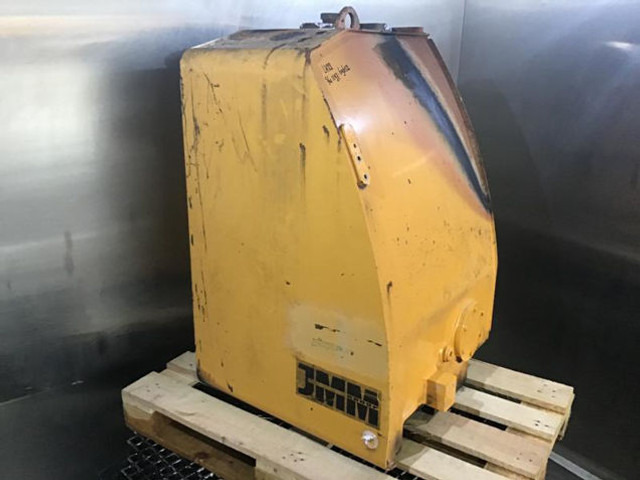 Réservoir de carburant Liebherr Fuel Tank: photos 17 Réservoir de carburant Liebherr Fuel Tank: photos 17