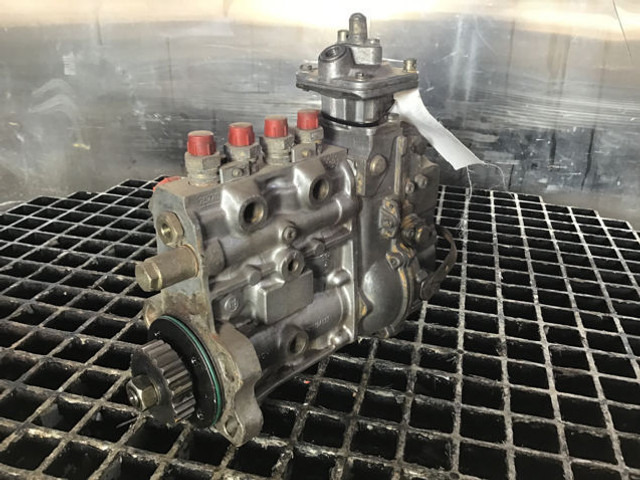 Liebherr Injection Pump - Pompe à carburant: photos 2 Liebherr Injection Pump - Pompe à carburant: photos 2
