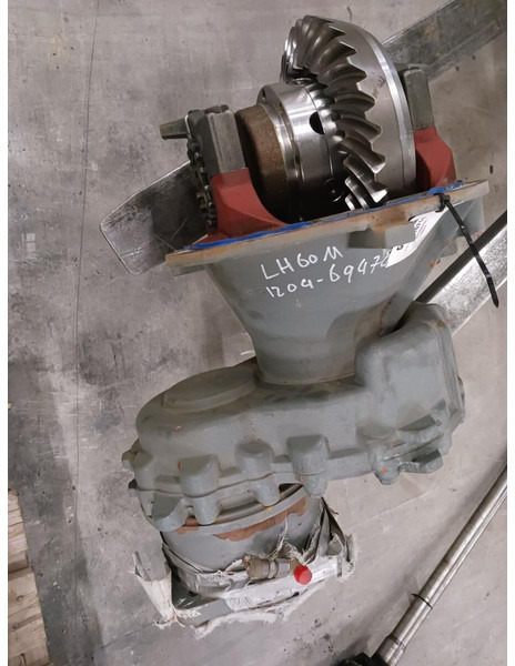 Liebherr LH60 MHR / LH60 M / A944 Li - Différentiel: photos 1 Liebherr LH60 MHR / LH60 M / A944 Li - Différentiel: photos 1