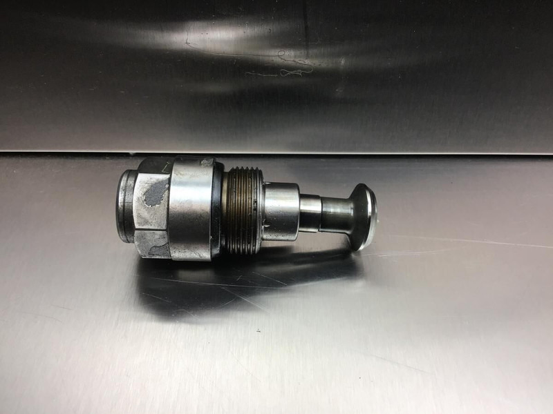 Liebherr R321 / R902 - Hydraulique: photos 1 Liebherr R321 / R902 - Hydraulique: photos 1