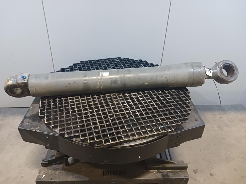 Liebherr R922 LC / R922 NLC / R922 SLC / R922 XLC - Vérin hydraulique: photos 1 Liebherr R922 LC / R922 NLC / R922 SLC / R922 XLC - Vérin hydraulique: photos 1