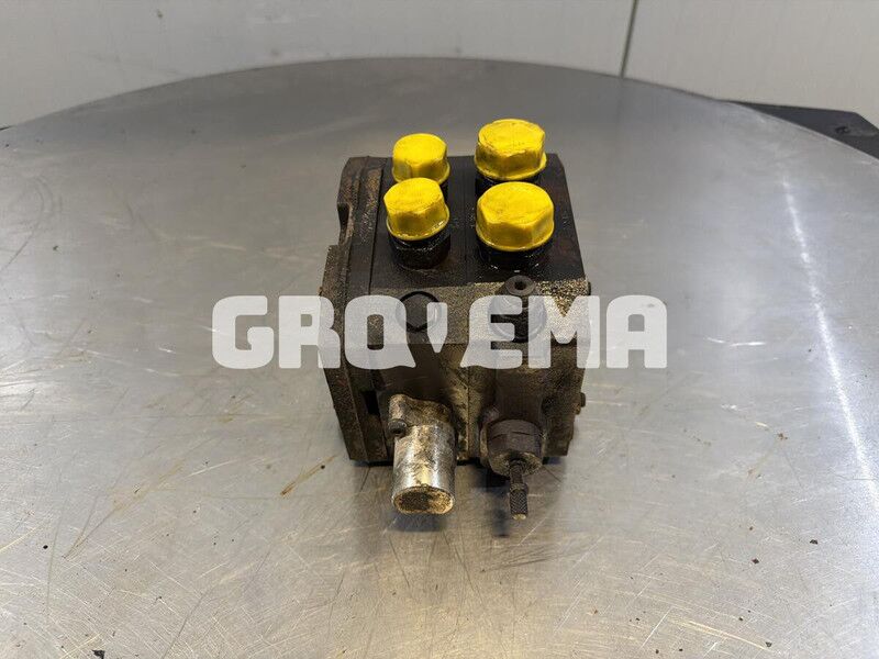 Liebherr R922 / R926 K-LC / R946 LC / R946 LC-V / R946 NLC / R922 Li / R922 LC / R922 ENGINE LIEBHERR / R926 LC / R920 / R920 LC / R920 N - Hydraulique: photos 2 Liebherr R922 / R926 K-LC / R946 LC / R946 LC-V / R946 NLC / R922 Li / R922 LC / R922 ENGINE LIEBHERR / R926 LC / R920 / R920 LC / R920 N - Hydraulique: photos 2