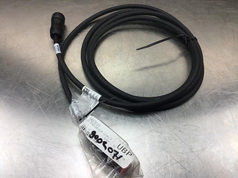 Liebherr R926 COMP / R926 K-LC / LH35 M / LH40 M / A916 - Câble/ Fil: photos 1 Liebherr R926 COMP / R926 K-LC / LH35 M / LH40 M / A916 - Câble/ Fil: photos 1