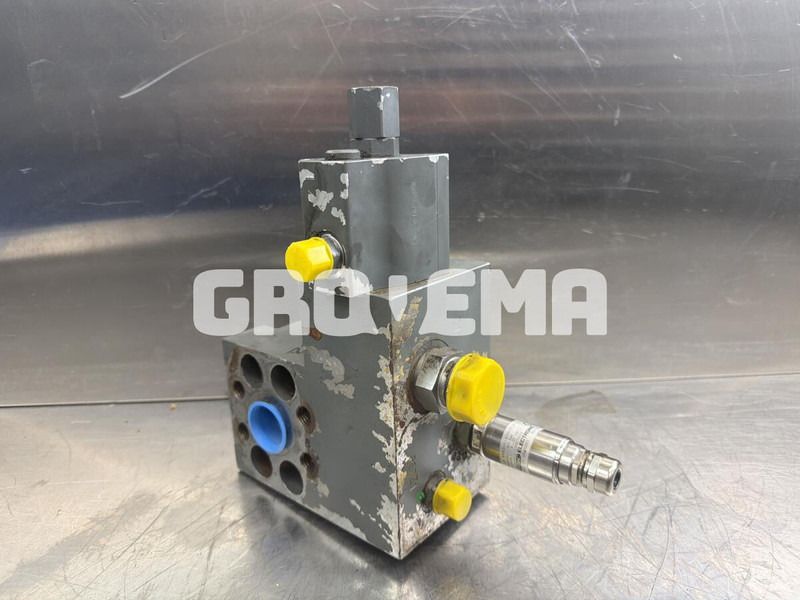 Liebherr R926 COMP / R926 K-LC / R926 LC / R926 CL / R906 WLC / R906 C - Hydraulique: photos 1 Liebherr R926 COMP / R926 K-LC / R926 LC / R926 CL / R906 WLC / R906 C - Hydraulique: photos 1