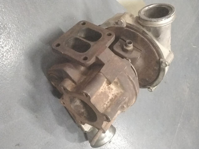 Liebherr Turbo Charger K29 - Turbocompresseur: photos 3 Liebherr Turbo Charger K29 - Turbocompresseur: photos 3