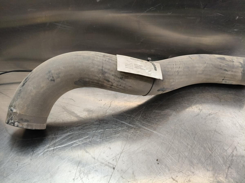 Liebherr Water hose - Système de refroidissement: photos 1 Liebherr Water hose - Système de refroidissement: photos 1