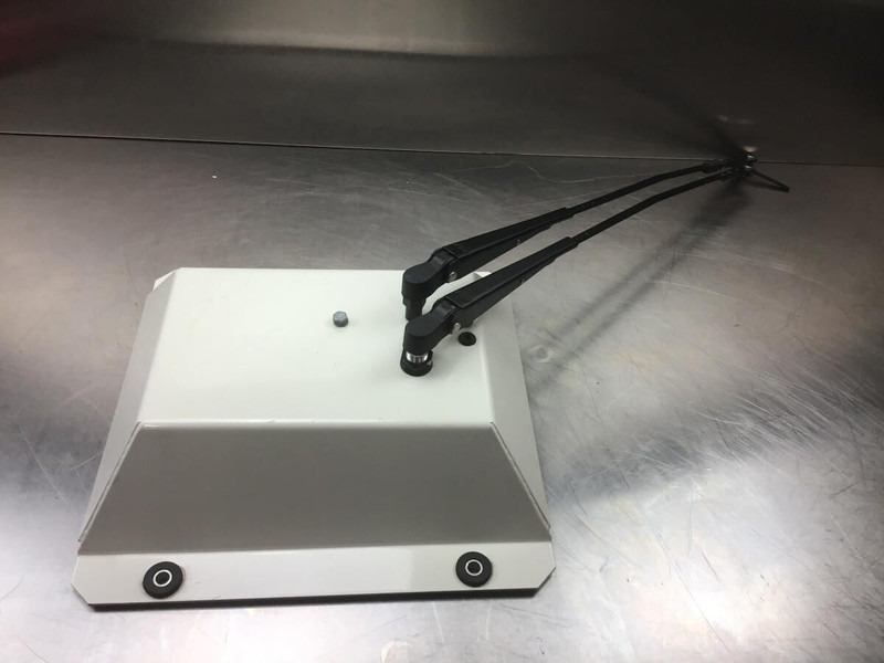 Liebherr Wiper Motor - Essuie-glace: photos 1 Liebherr Wiper Motor - Essuie-glace: photos 1