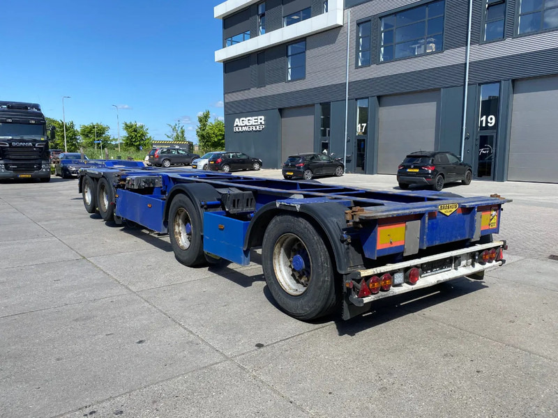 Broshuis 2Connect 2AKCC / 4 Axles / 3x Steering Axle / 2x Lift Axle - Semi-remorque porte-conteneur/ Caisse mobile: photos 3 Broshuis 2Connect 2AKCC / 4 Axles / 3x Steering Axle / 2x Lift Axle - Semi-remorque porte-conteneur/ Caisse mobile: photos 3