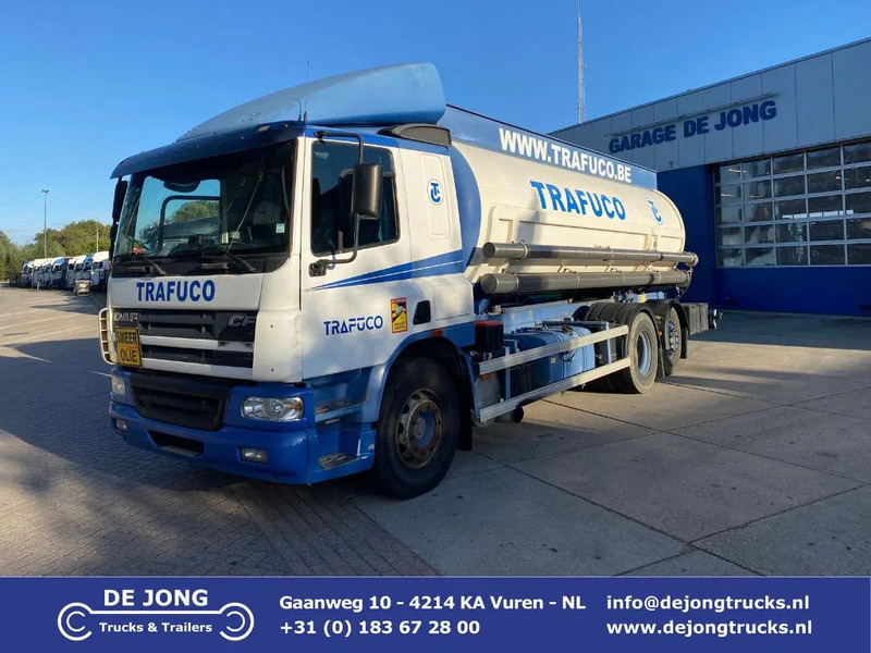 DAF CF 75.310 / Manual / 16000 LT / 5 Compartments / ADR / Euro 3 - Camion citerne: photos 1 DAF CF 75.310 / Manual / 16000 LT / 5 Compartments / ADR / Euro 3 - Camion citerne: photos 1