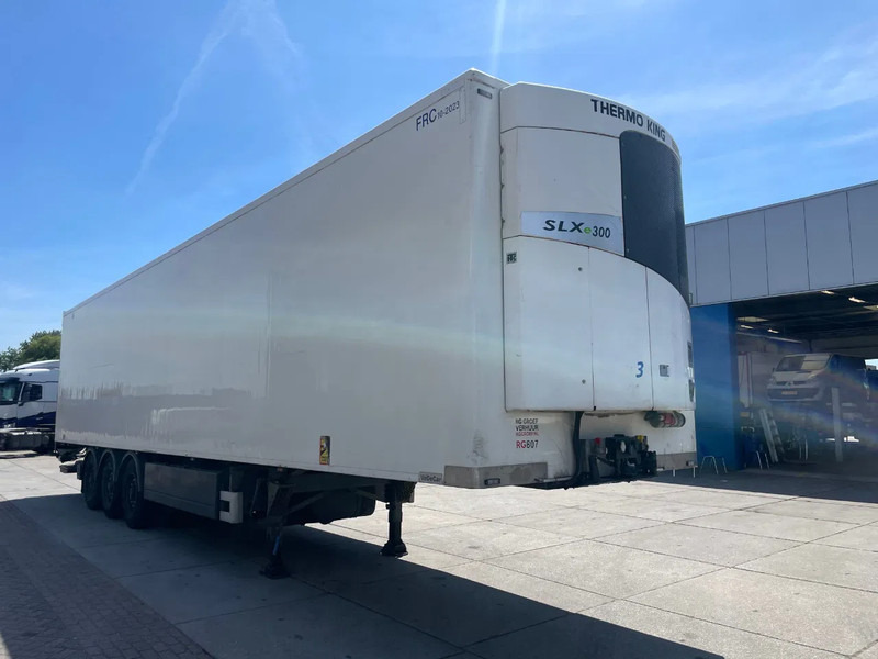 SYSTEM TRAILER Frigo / Thermo King SLXe 300 / BPW+Disc - Semi-remorque frigorifique: photos 3 SYSTEM TRAILER Frigo / Thermo King SLXe 300 / BPW+Disc - Semi-remorque frigorifique: photos 3