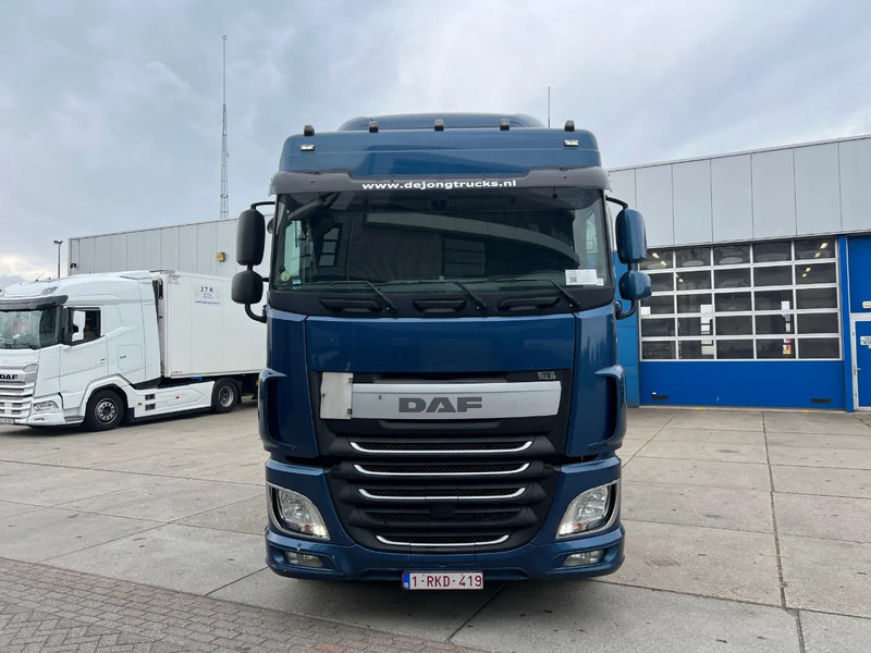 DAF XF 106.460 SC / Manual Gearbox / 2x Big Fuel Tank - Tracteur routier: photos 2 DAF XF 106.460 SC / Manual Gearbox / 2x Big Fuel Tank - Tracteur routier: photos 2