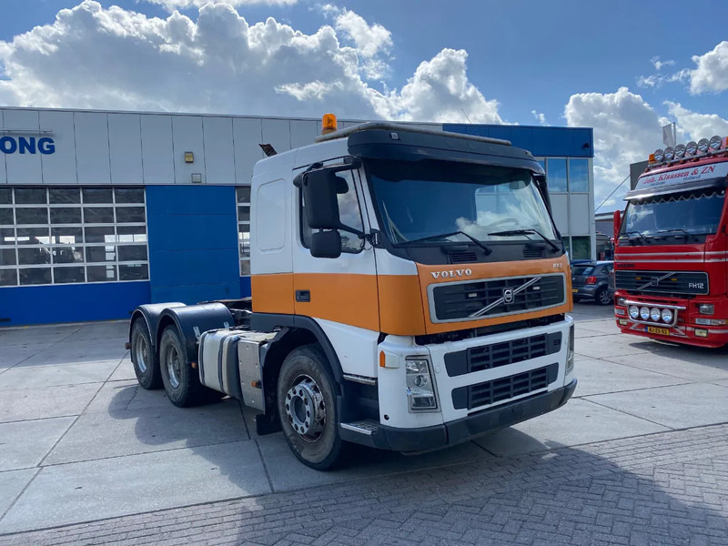 Volvo FM 440 6x4 / Hooklift and Tractor / Hub Reduction - Tracteur routier: photos 3 Volvo FM 440 6x4 / Hooklift and Tractor / Hub Reduction - Tracteur routier: photos 3
