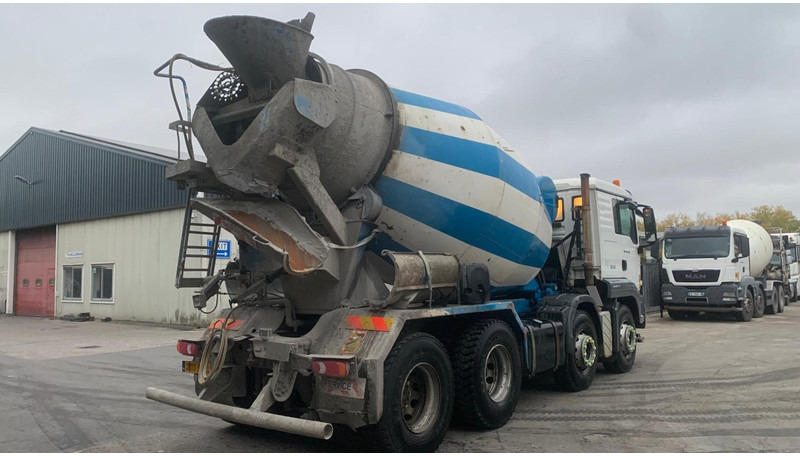 MAN TGS 35.360 Liebherr + 9M3 - Camion malaxeur: photos 4 MAN TGS 35.360 Liebherr + 9M3 - Camion malaxeur: photos 4