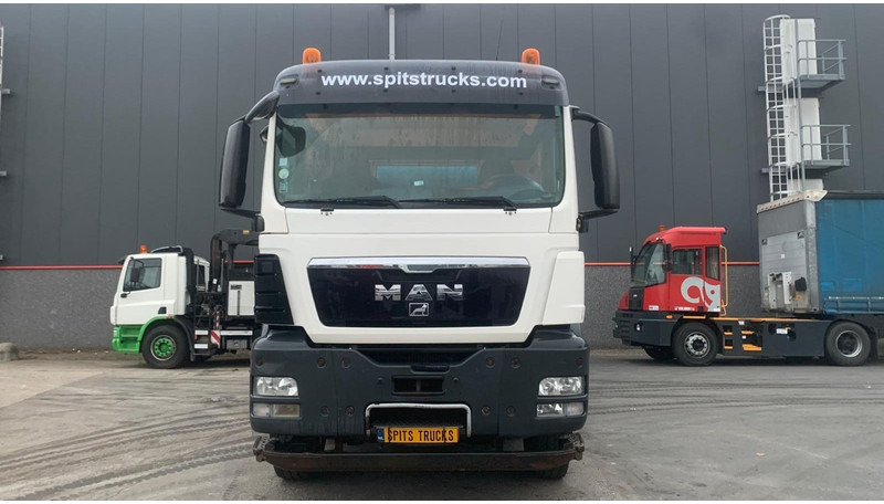 MAN TGS 35.360 MIXER - Camion malaxeur: photos 2 MAN TGS 35.360 MIXER - Camion malaxeur: photos 2