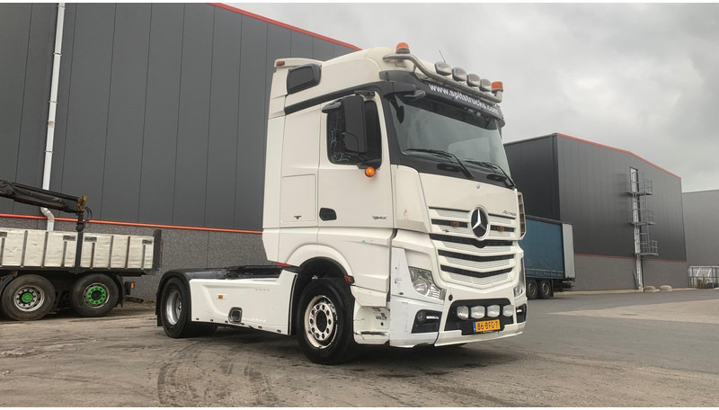 Mercedes-Benz Actros 1942 Dakspoiler + Koelkast - Tracteur routier: photos 3 Mercedes-Benz Actros 1942 Dakspoiler + Koelkast - Tracteur routier: photos 3