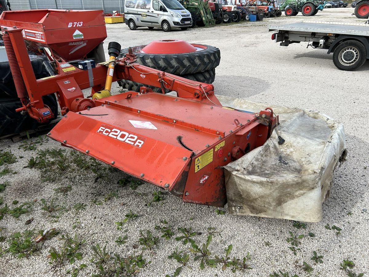 Kuhn - Faucheuse: photos 1 Kuhn - Faucheuse: photos 1