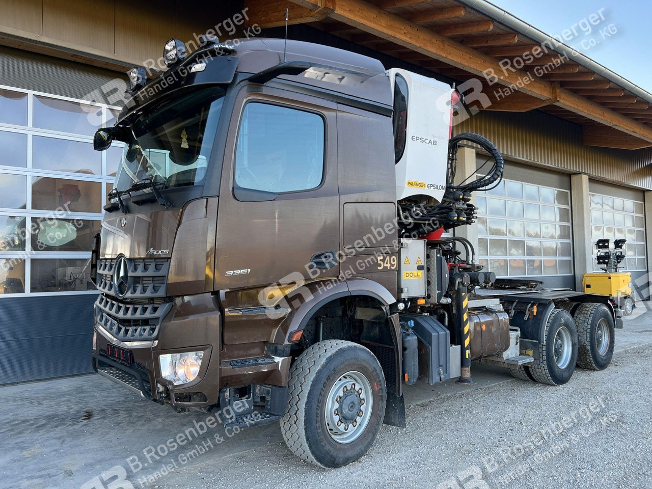 Mercedes-Benz Arocs 3351 6x6 Palfinger Epsilon S260Z96 - Camion grumier, Camion grue: photos 4 Mercedes-Benz Arocs 3351 6x6 Palfinger Epsilon S260Z96 - Camion grumier, Camion grue: photos 4