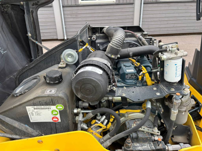 Compacteur Bomag BW120AD-5: photos 18