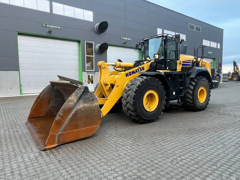 Komatsu WA 475-10E0 - Chargeuse sur pneus: photos 1 Komatsu WA 475-10E0 - Chargeuse sur pneus: photos 1