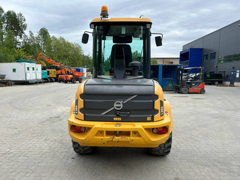 Volvo L 30 G - Chargeuse sur pneus: photos 4 Volvo L 30 G - Chargeuse sur pneus: photos 4